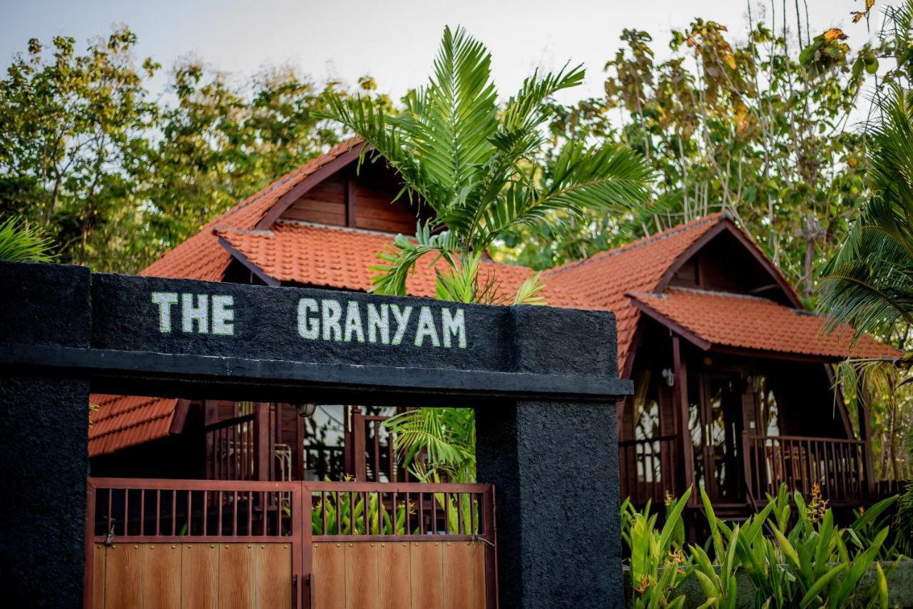 The Granyam Garden Cottage Batununggul Extérieur photo
